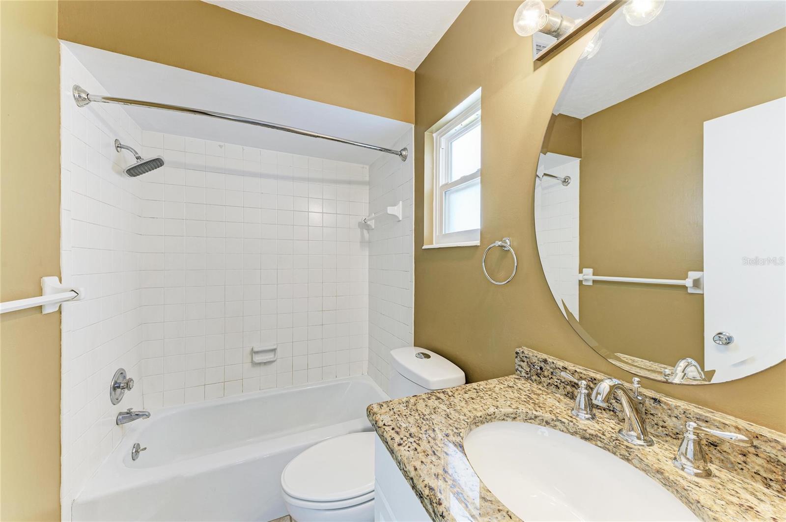 Image 34 of 52 For 3324 Westford Lane 112