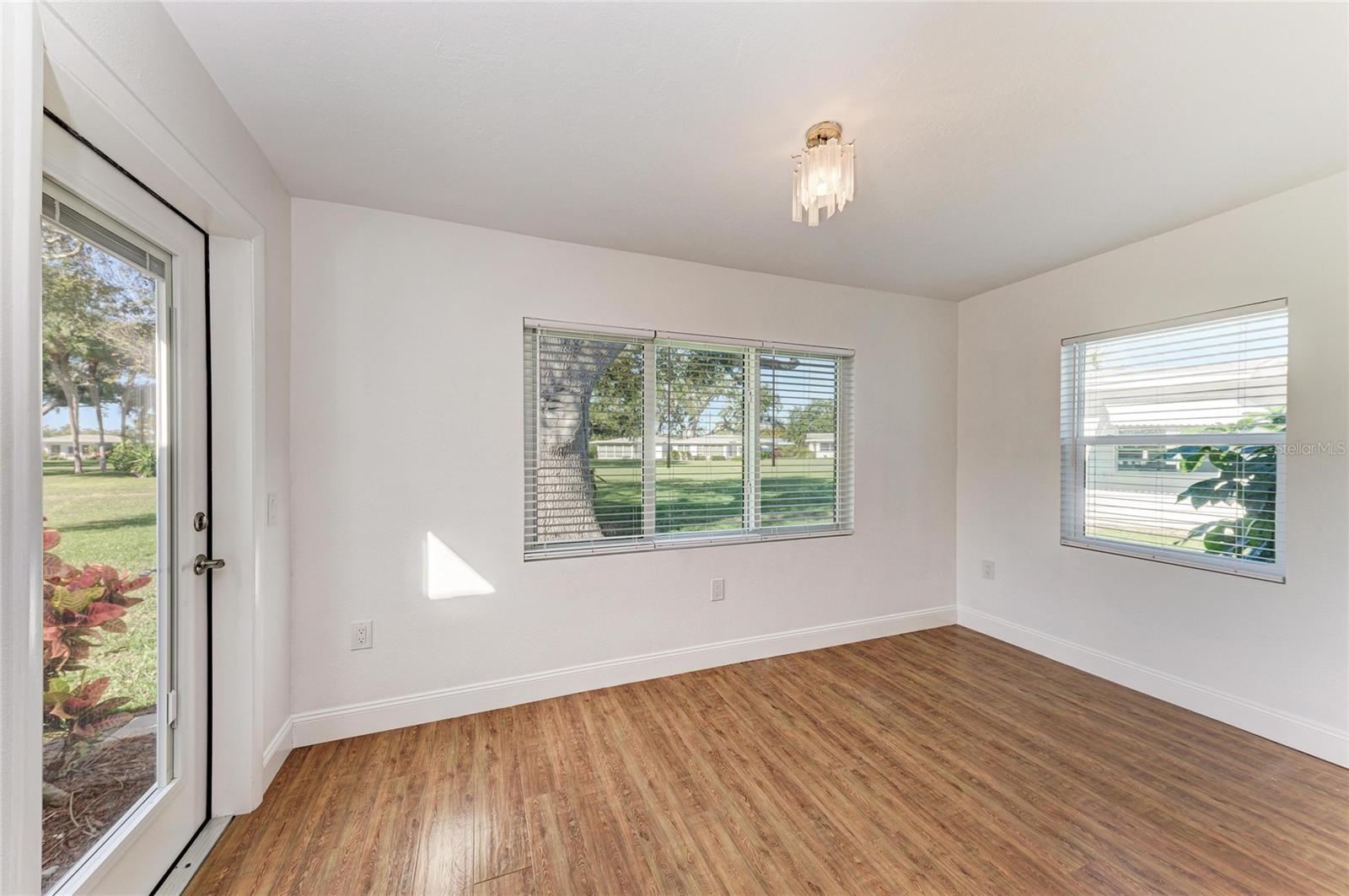 Image 36 of 52 For 3324 Westford Lane 112