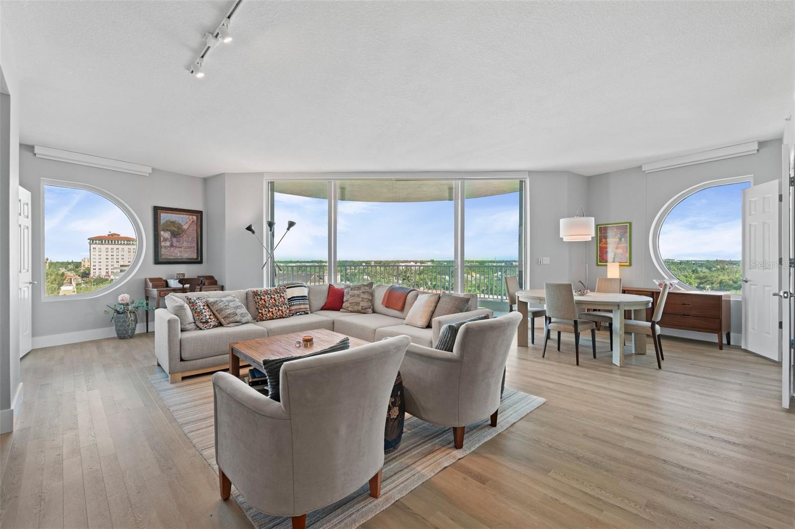 Image 13 of 67 For 1771 Ringling Boulevard 707