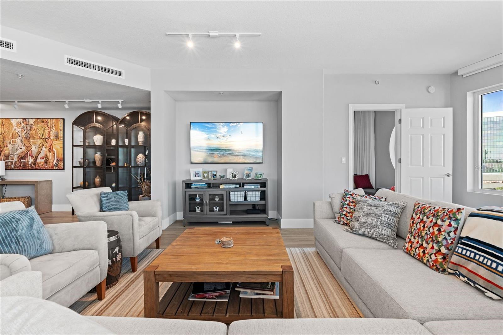 Image 15 of 67 For 1771 Ringling Boulevard 707