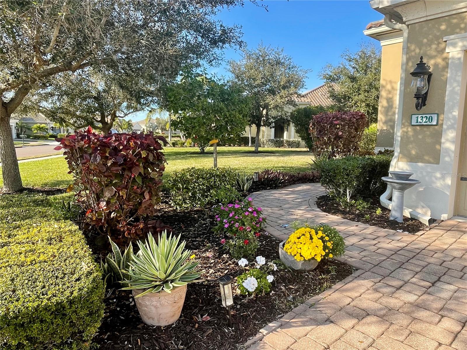 Image 5 of 35 For 1320 Backspin Drive