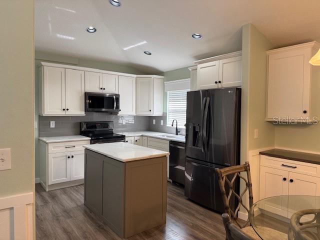 Image 10 of 43 For 6130 36th Lane E