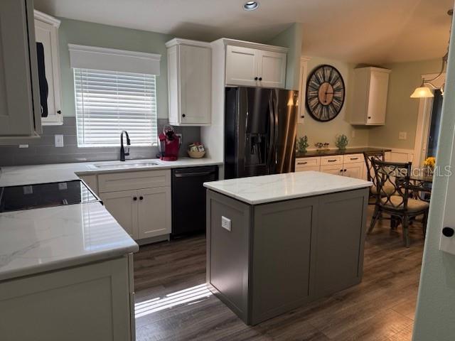 Image 11 of 43 For 6130 36th Lane E