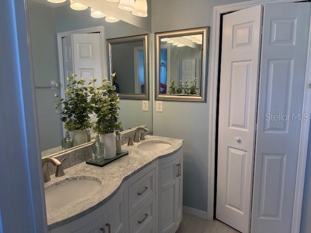 Image 19 of 43 For 6130 36th Lane E