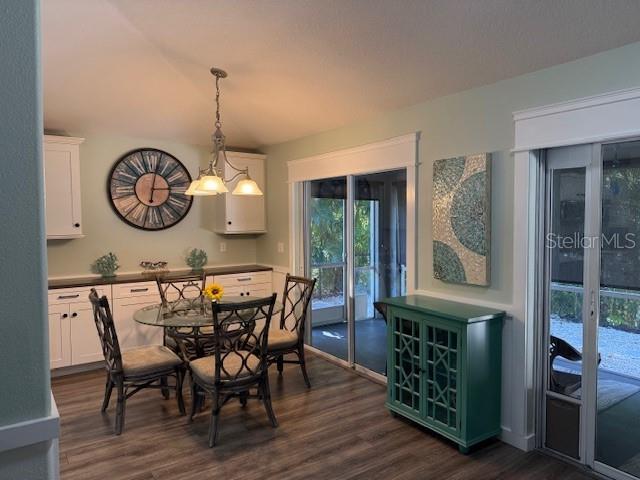 Image 9 of 43 For 6130 36th Lane E