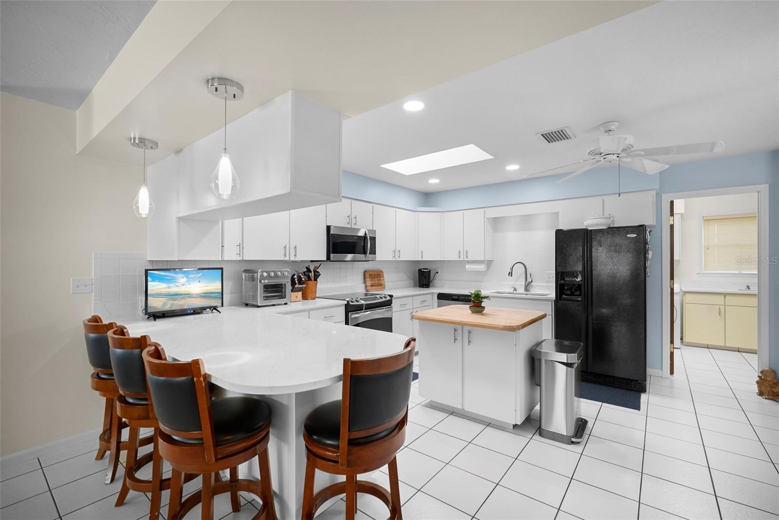 Image 9 of 49 For 6936 Arbor Oaks Circle