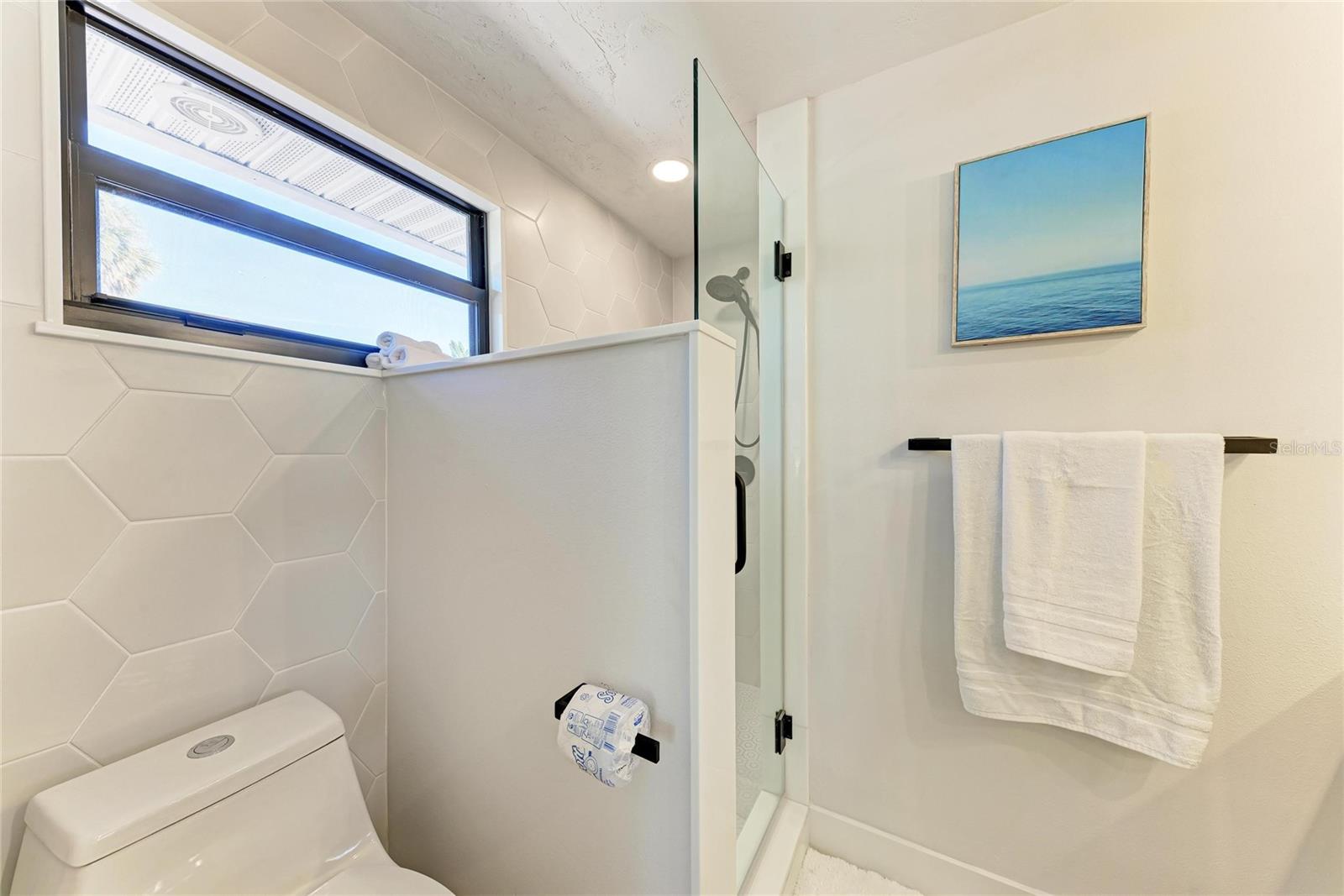 Image 23 of 40 For 730 Fox Street