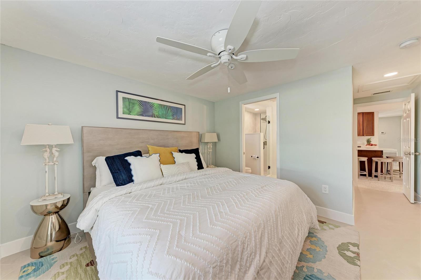 Image 25 of 40 For 730 Fox Street