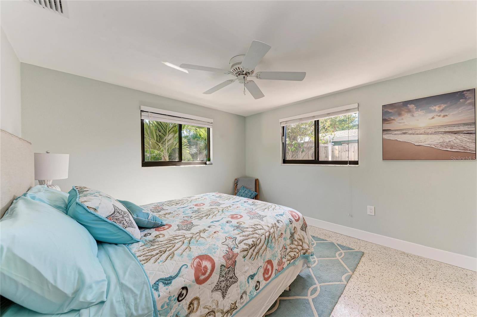 Image 28 of 40 For 730 Fox Street