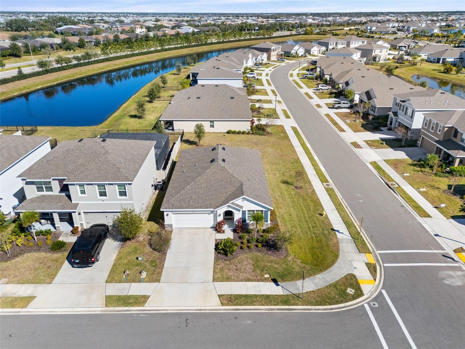 Image 25 of 32 For 5121 Sultana Cove