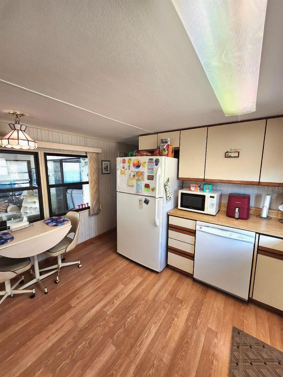 Image 19 of 58 For 2003 Minnesota Avenue