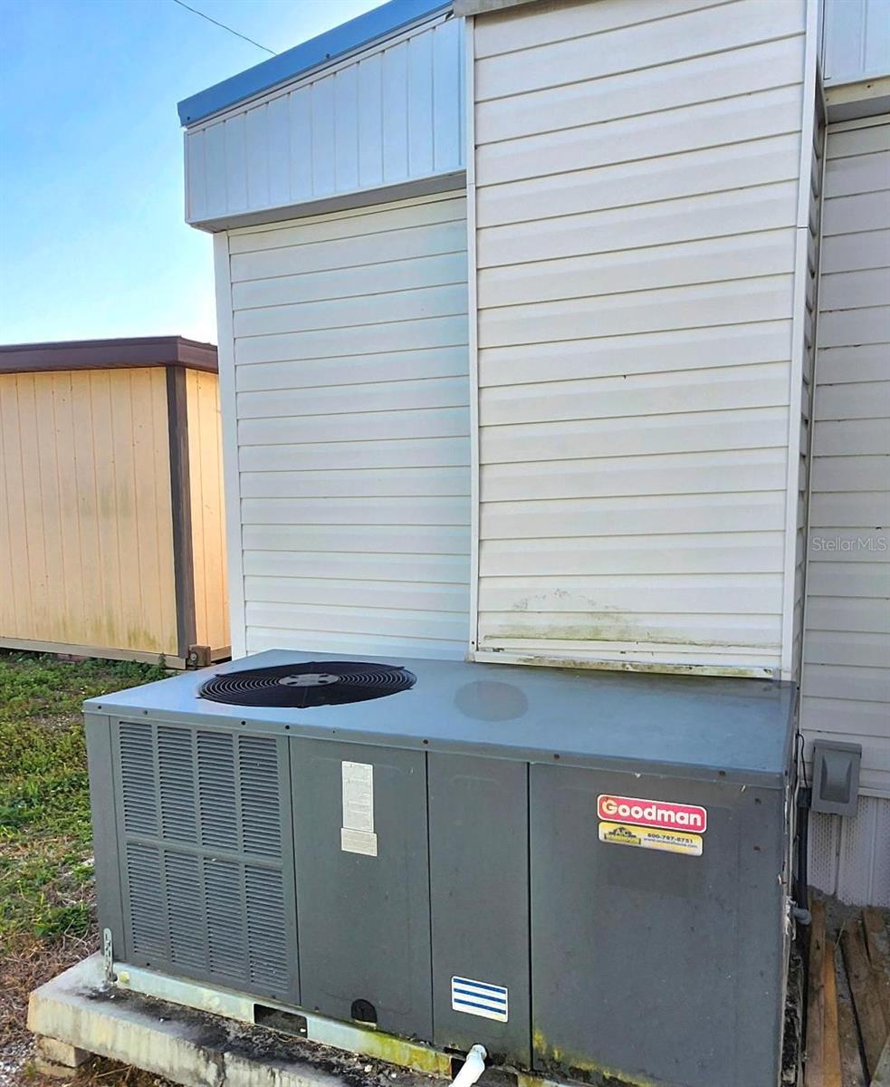 Image 33 of 58 For 2003 Minnesota Avenue