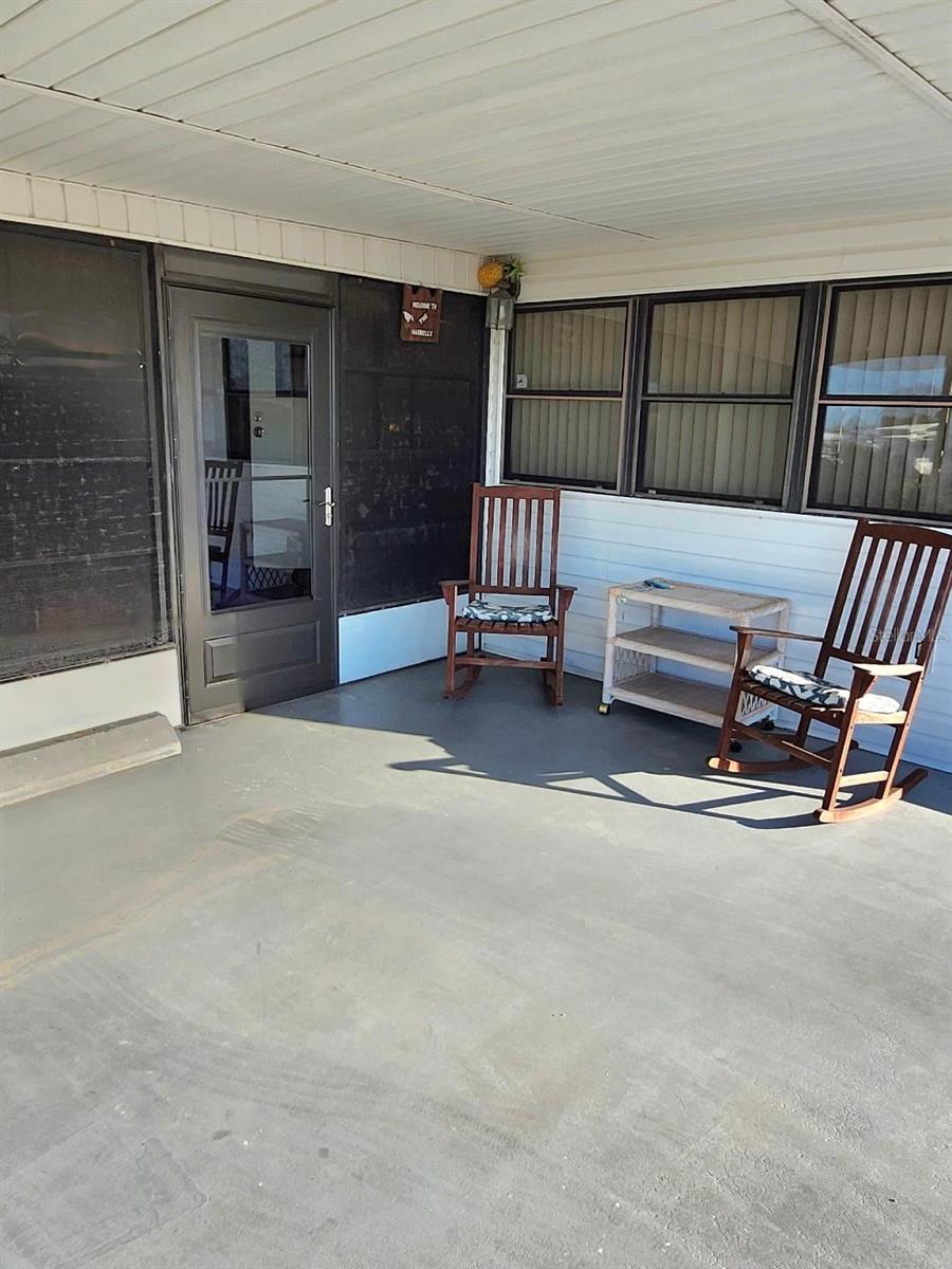 Image 6 of 58 For 2003 Minnesota Avenue