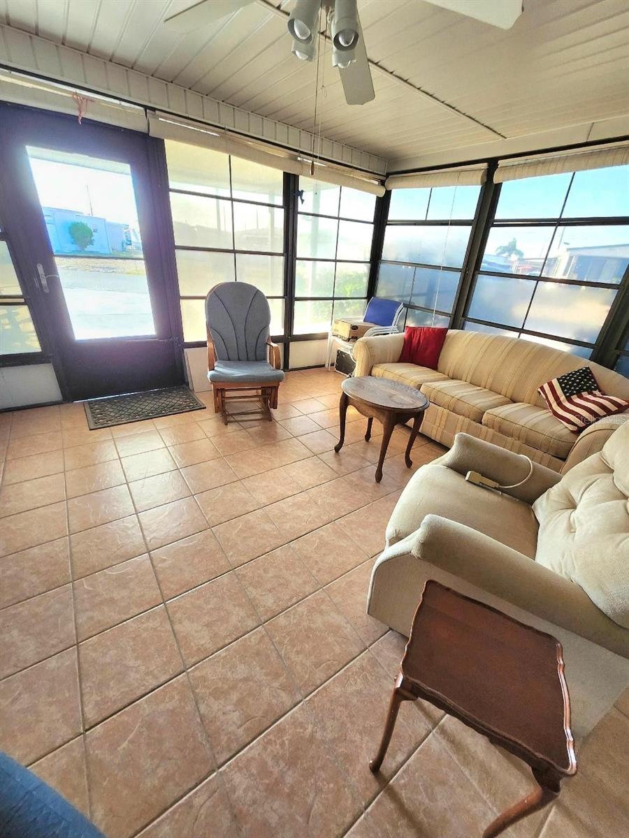 Image 8 of 58 For 2003 Minnesota Avenue