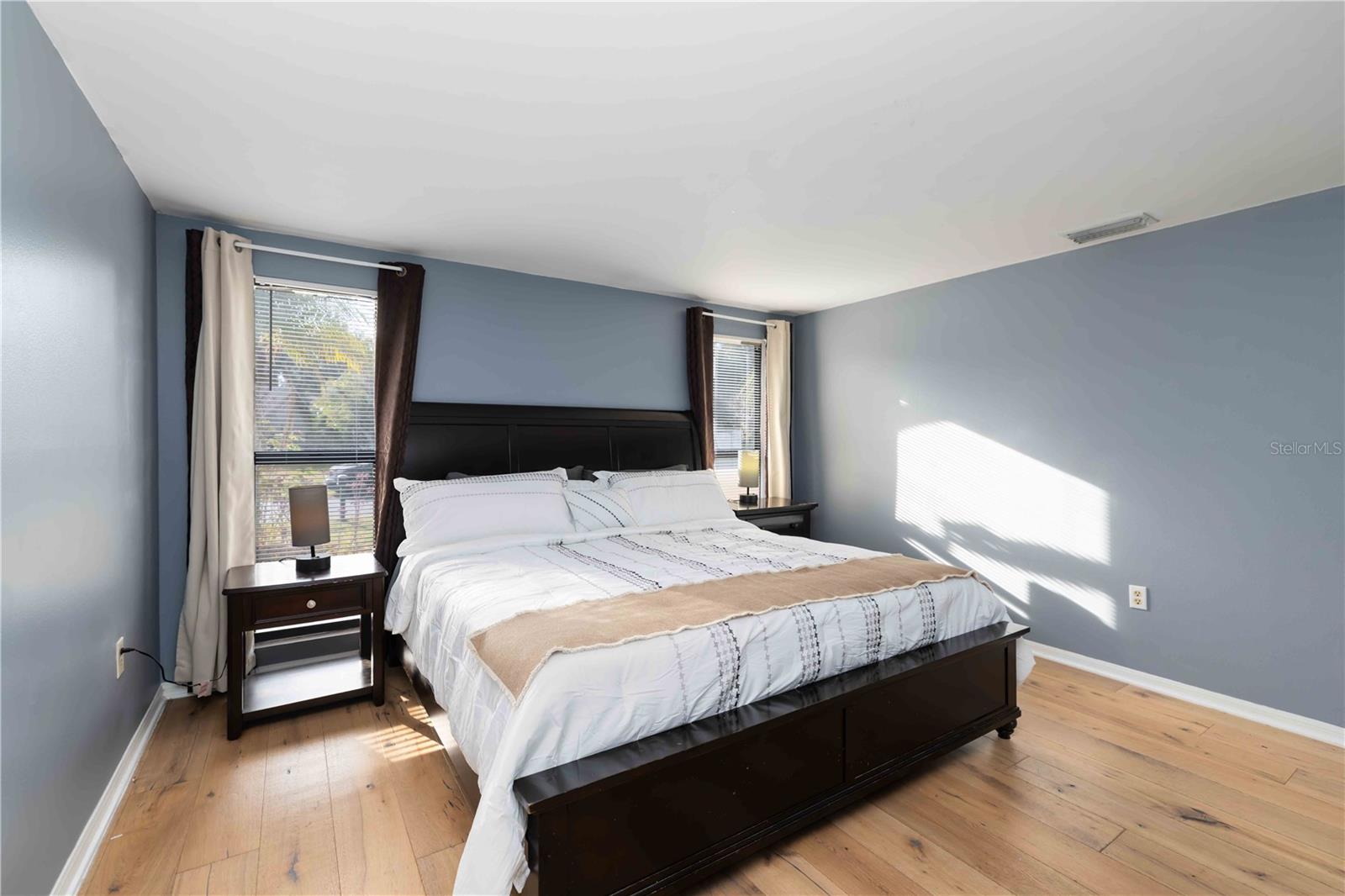 Image 16 of 26 For 5211 Cedar Hammock Court