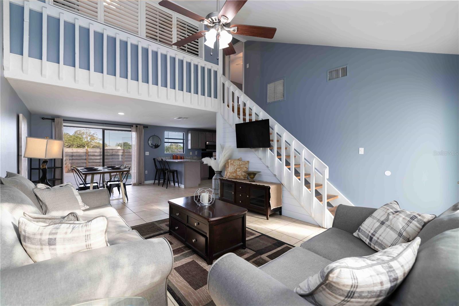 Image 4 of 26 For 5211 Cedar Hammock Court