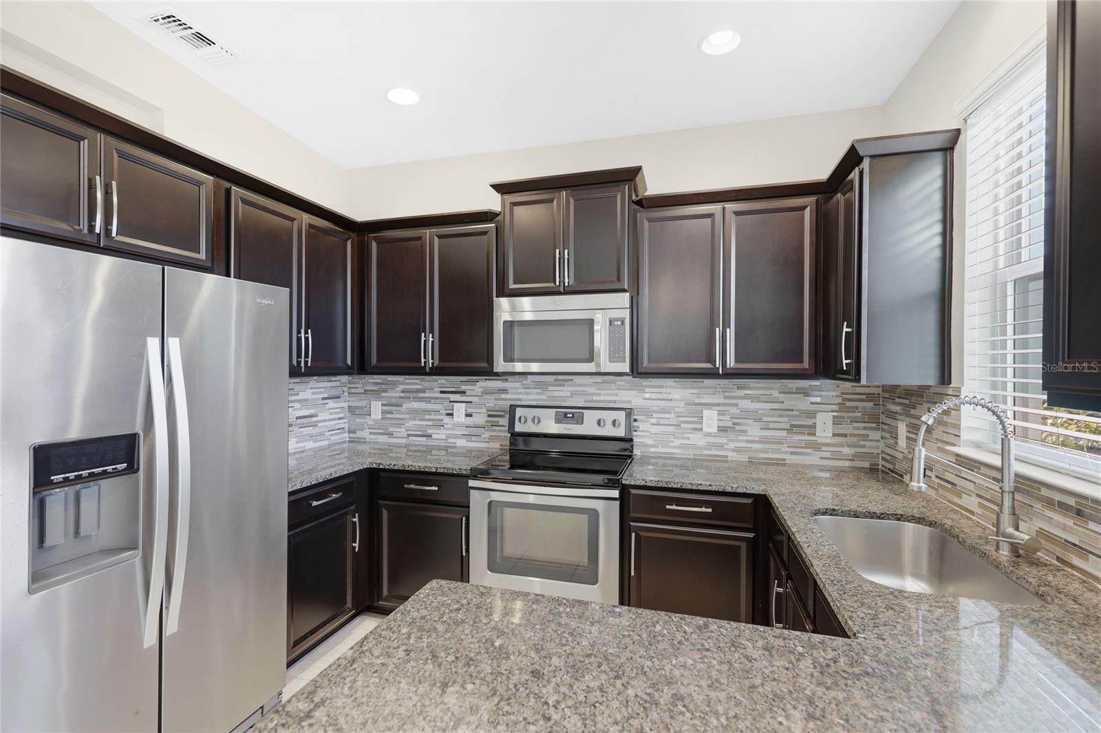 Image 25 of 72 For 12204 Trailhead Drive