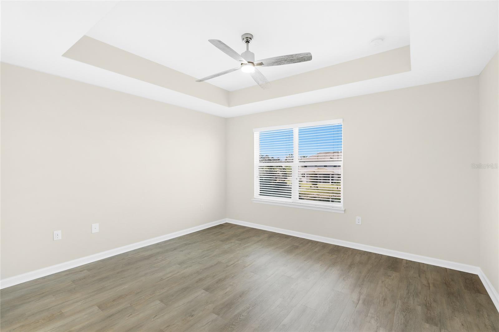 Image 27 of 72 For 12204 Trailhead Drive