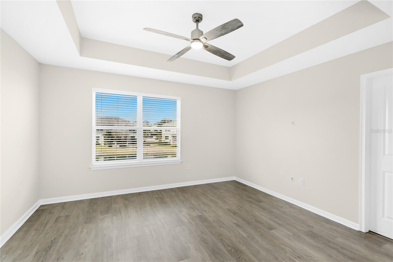 Image 28 of 72 For 12204 Trailhead Drive