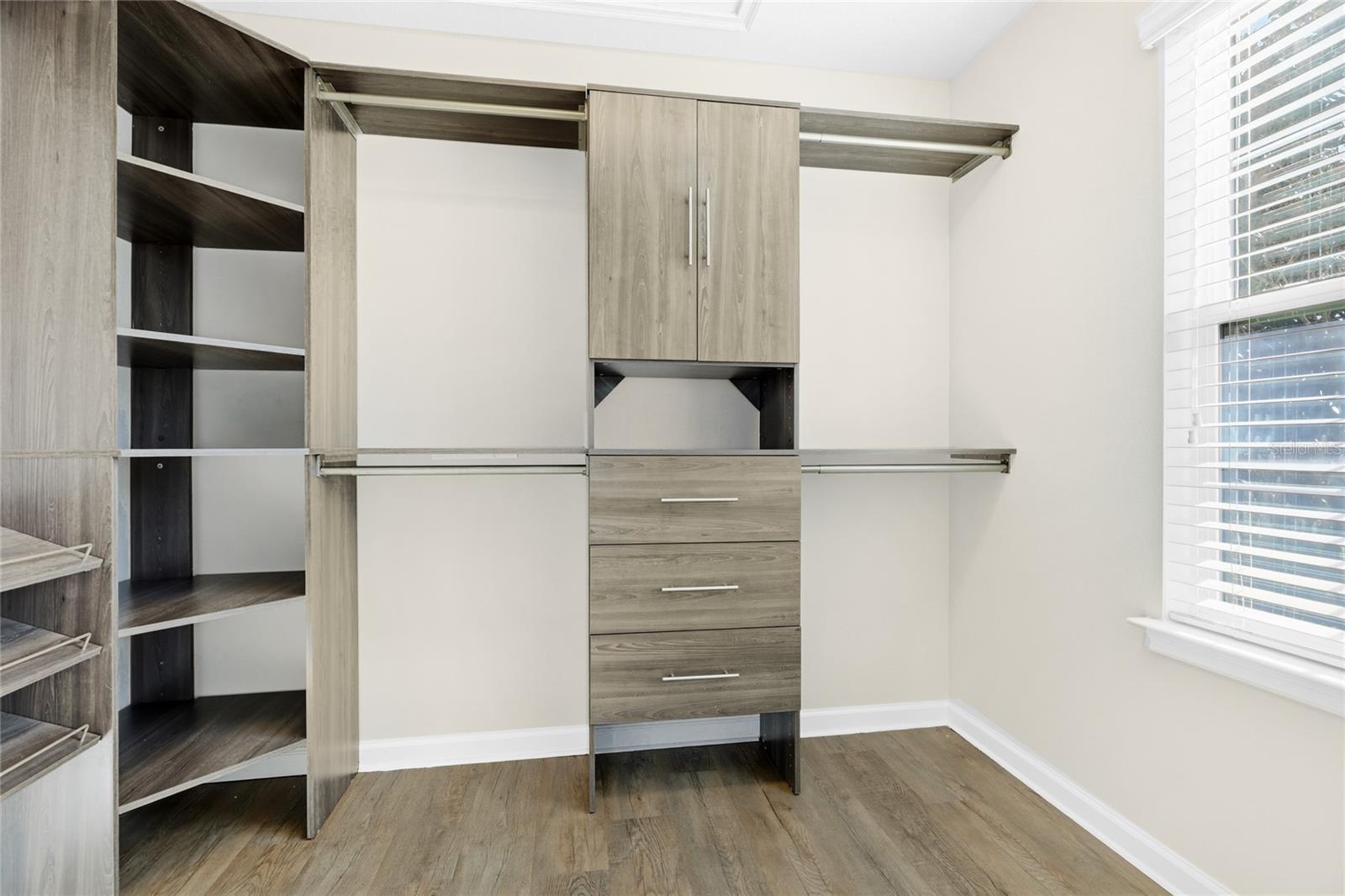 Image 30 of 72 For 12204 Trailhead Drive