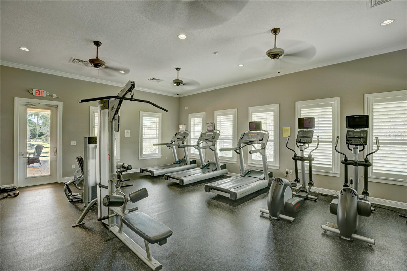 Image 57 of 72 For 12204 Trailhead Drive