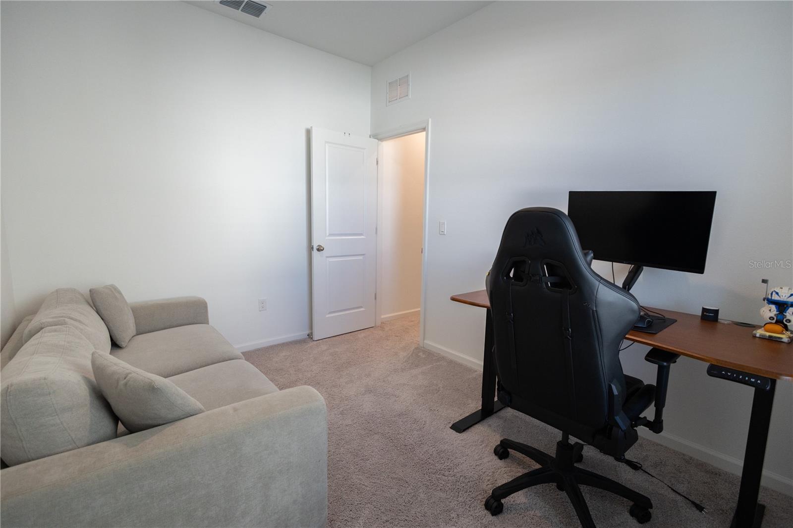 Image 10 of 22 For 38330 Honeysuckle Drive