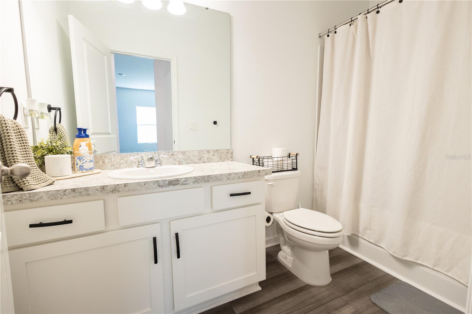 Image 14 of 22 For 38330 Honeysuckle Drive