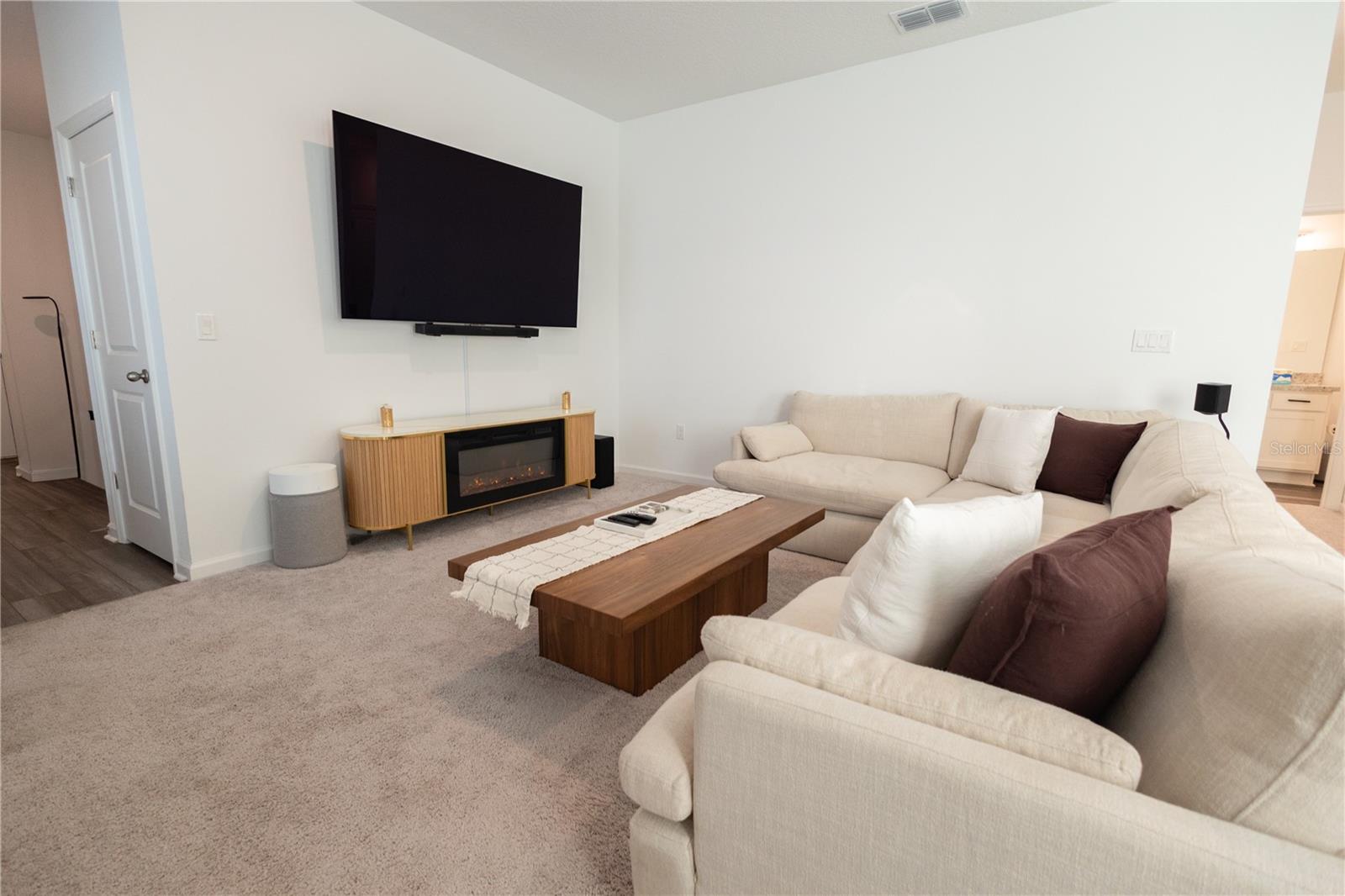 Image 6 of 22 For 38330 Honeysuckle Drive