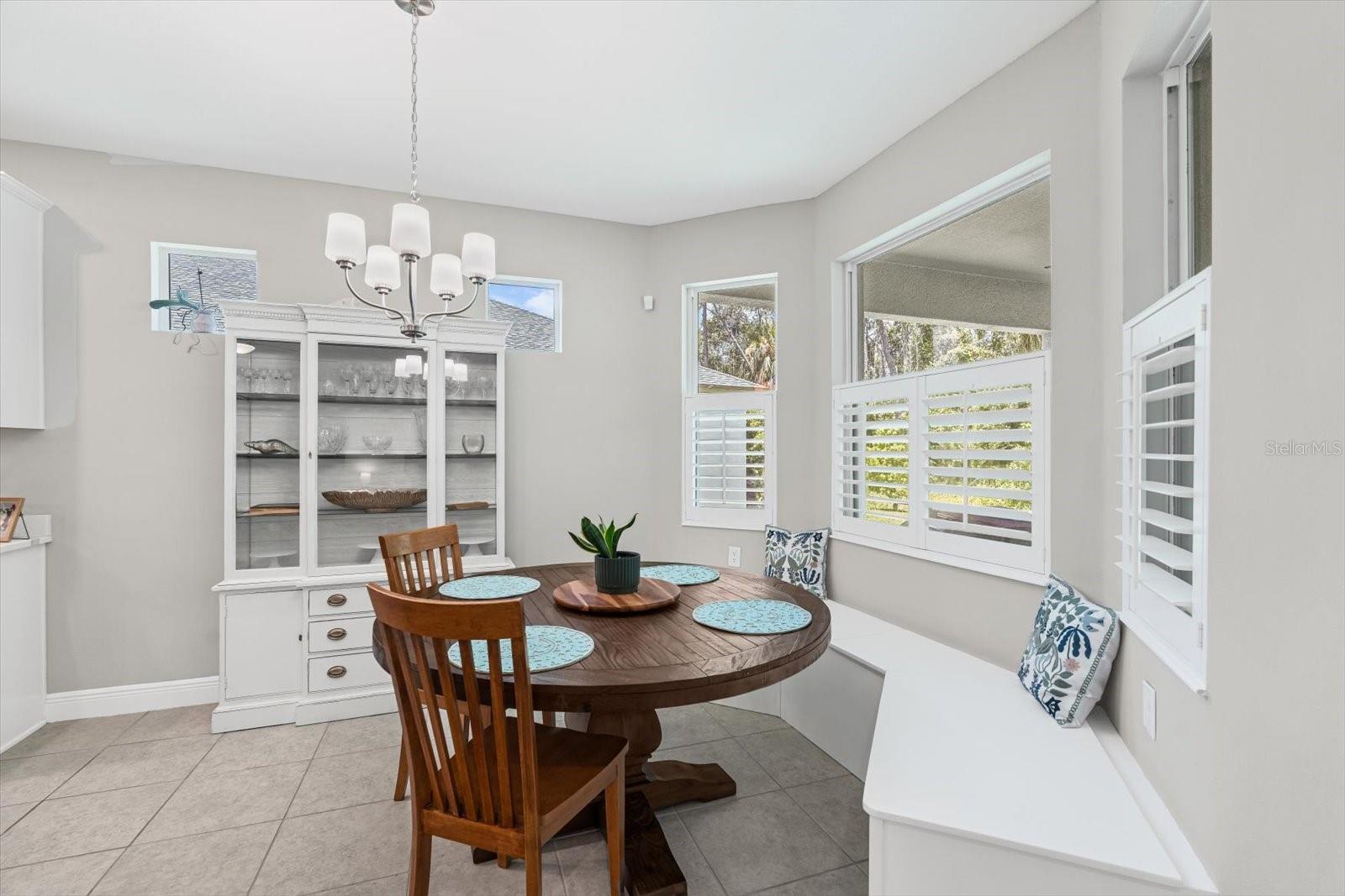 Image 18 of 57 For 8219 Tea Olive Terrace