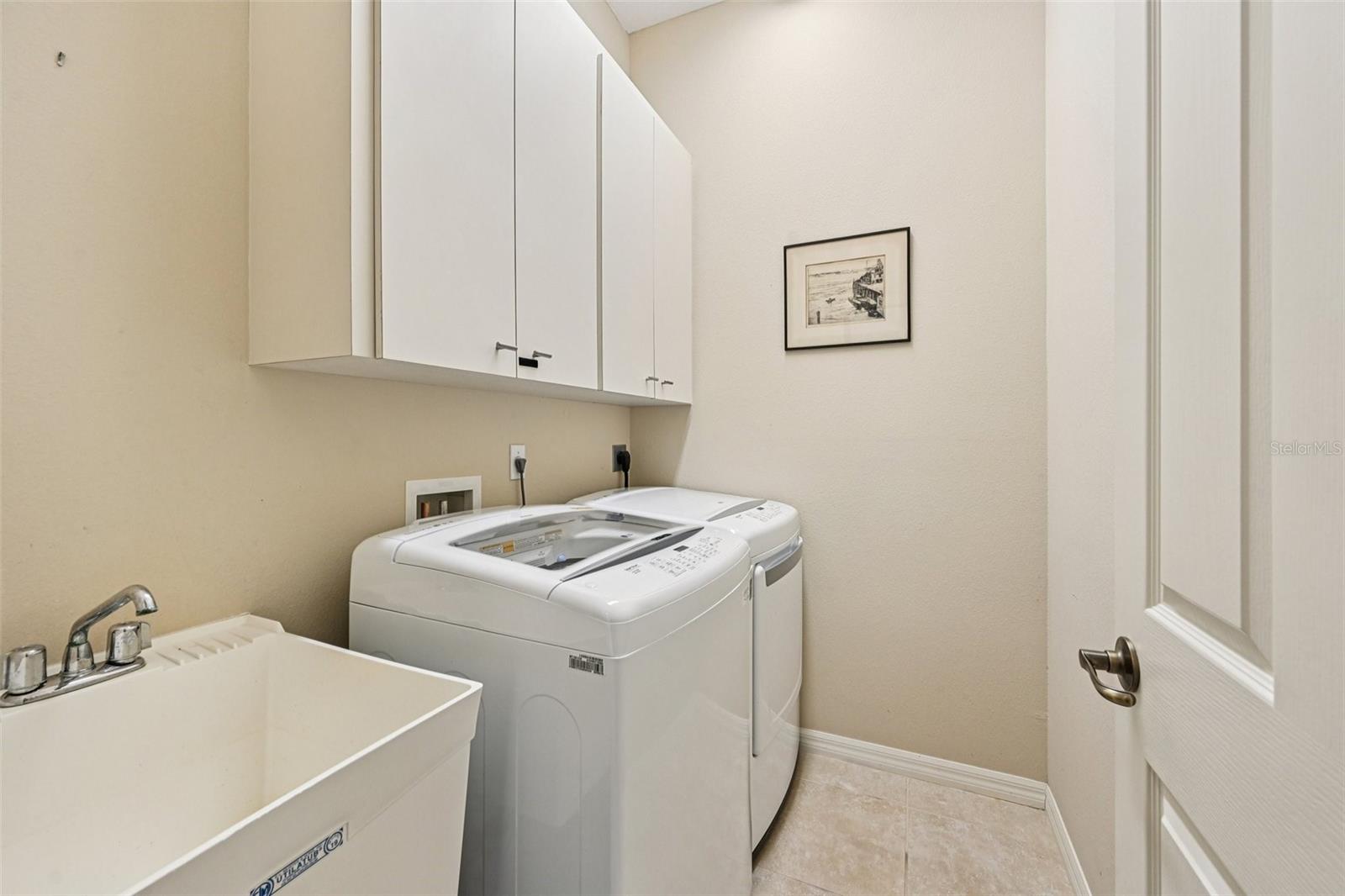 Image 27 of 59 For 747 Fringed Orchid Trail