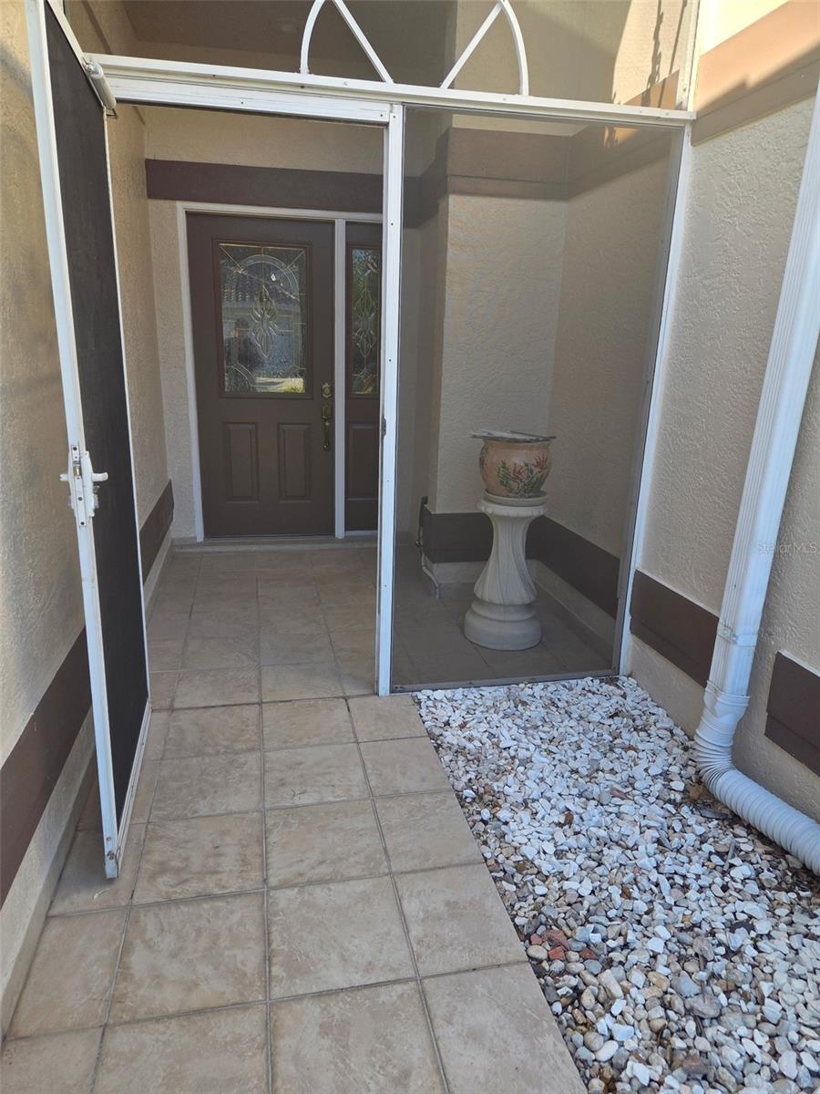 Image 3 of 24 For 4547 Del Sol Boulevard S