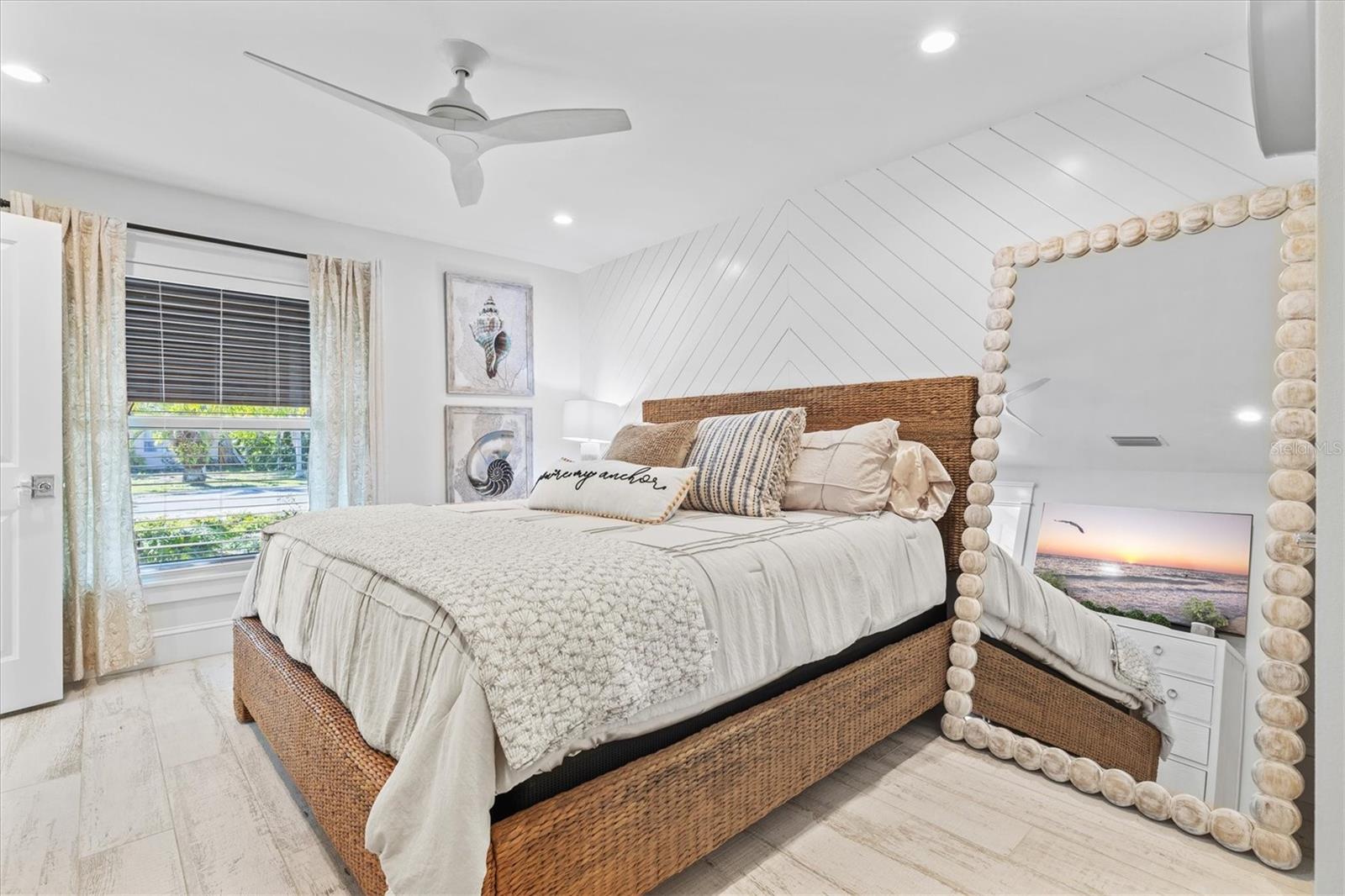 Image 40 of 98 For 506 58th Street