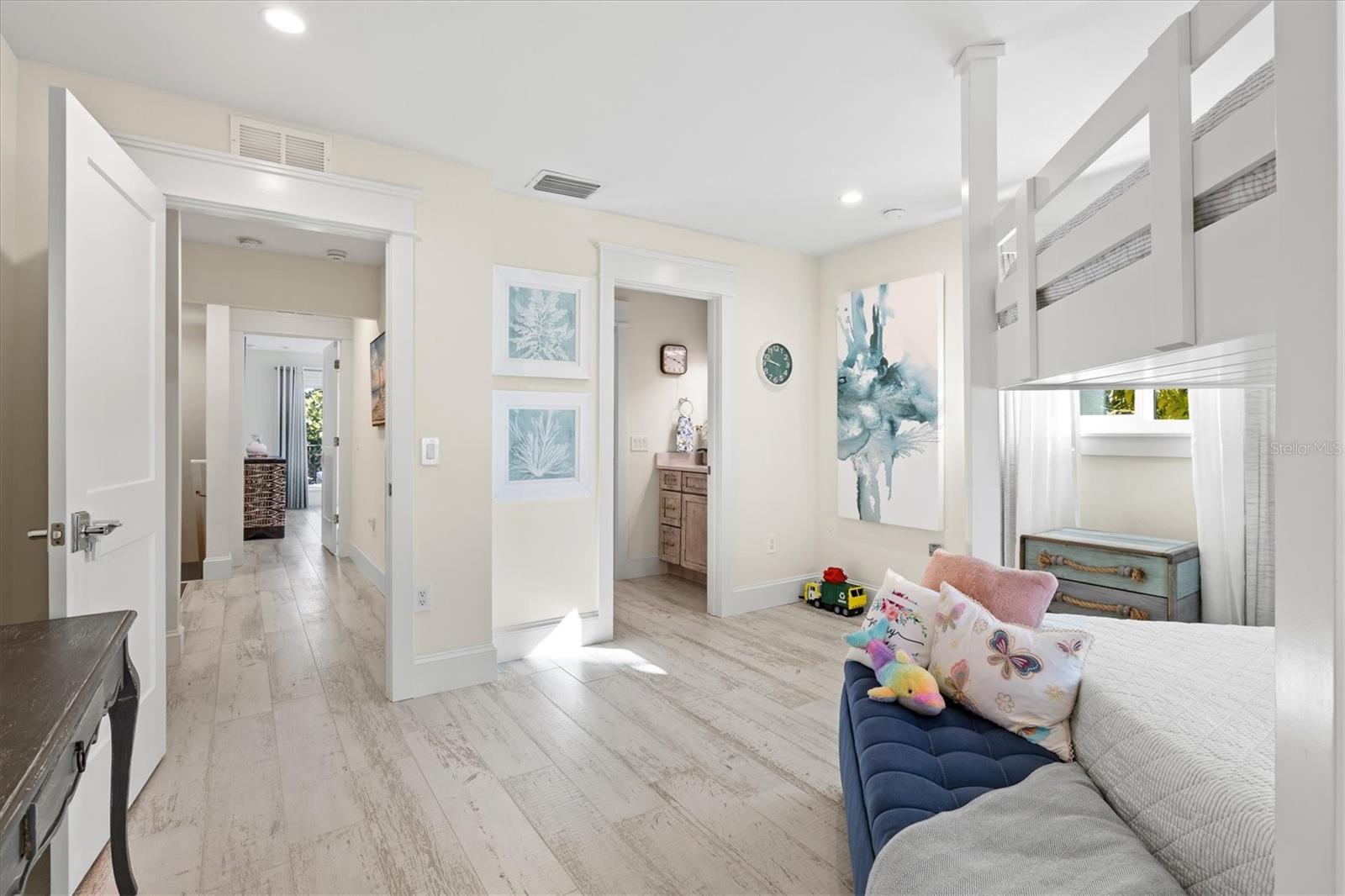 Image 74 of 98 For 506 58th Street