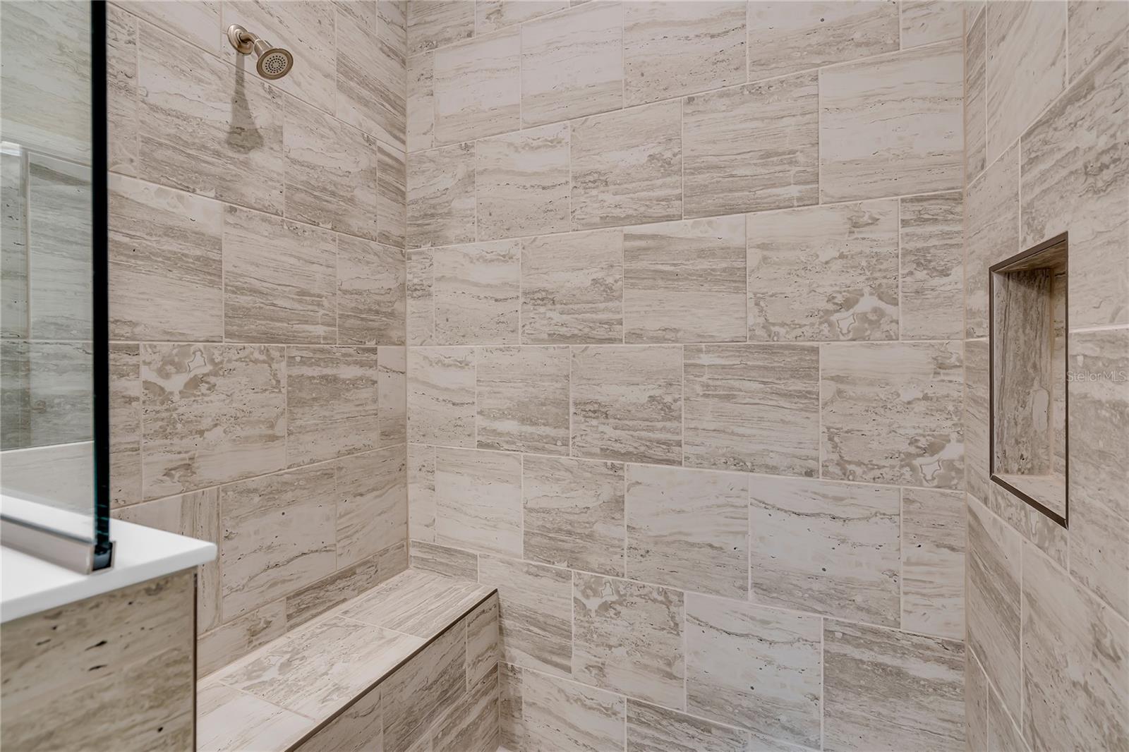 Image 17 of 39 For 12468 Oak Hill Way