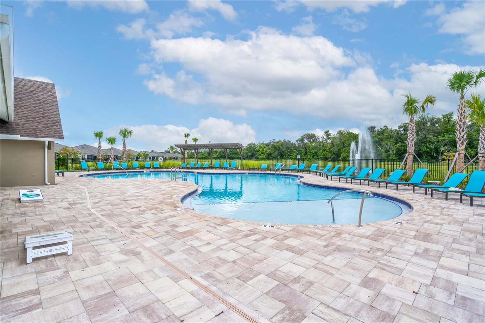 Image 35 of 39 For 12468 Oak Hill Way