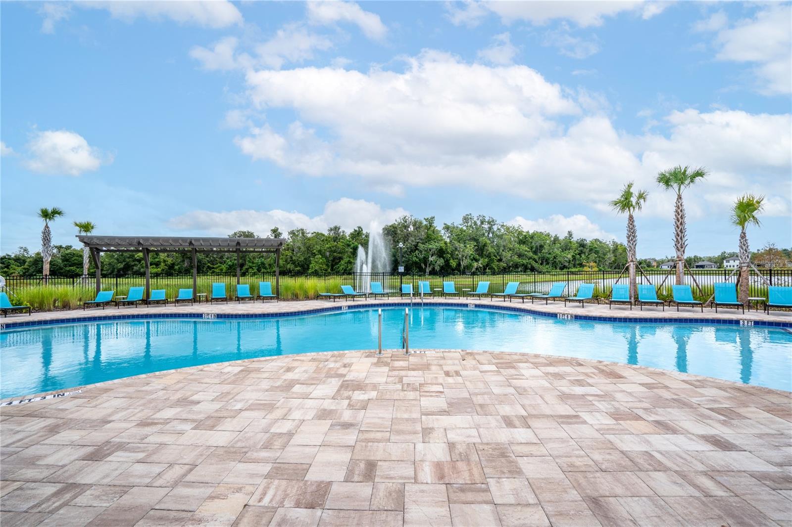 Image 38 of 39 For 12468 Oak Hill Way