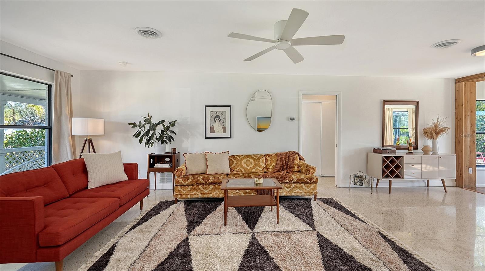 Image 18 of 55 For 603 Barnes Parkway