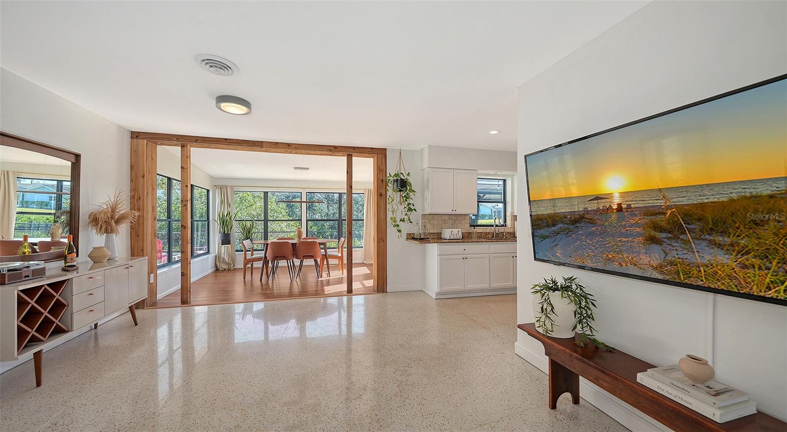 Image 22 of 55 For 603 Barnes Parkway