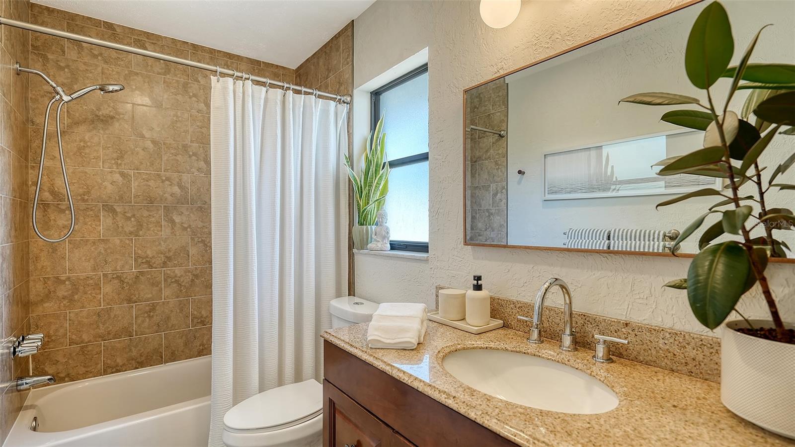 Image 40 of 55 For 603 Barnes Parkway