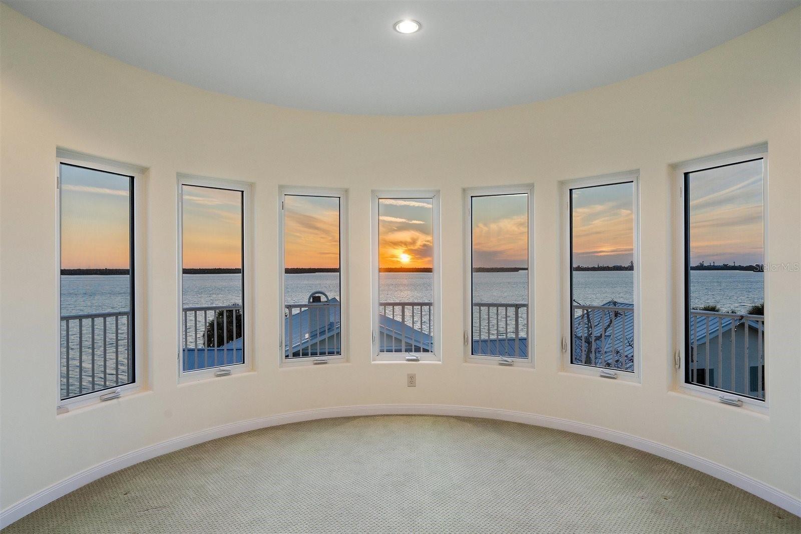 Image 52 of 70 For 1905 Mississippi Avenue