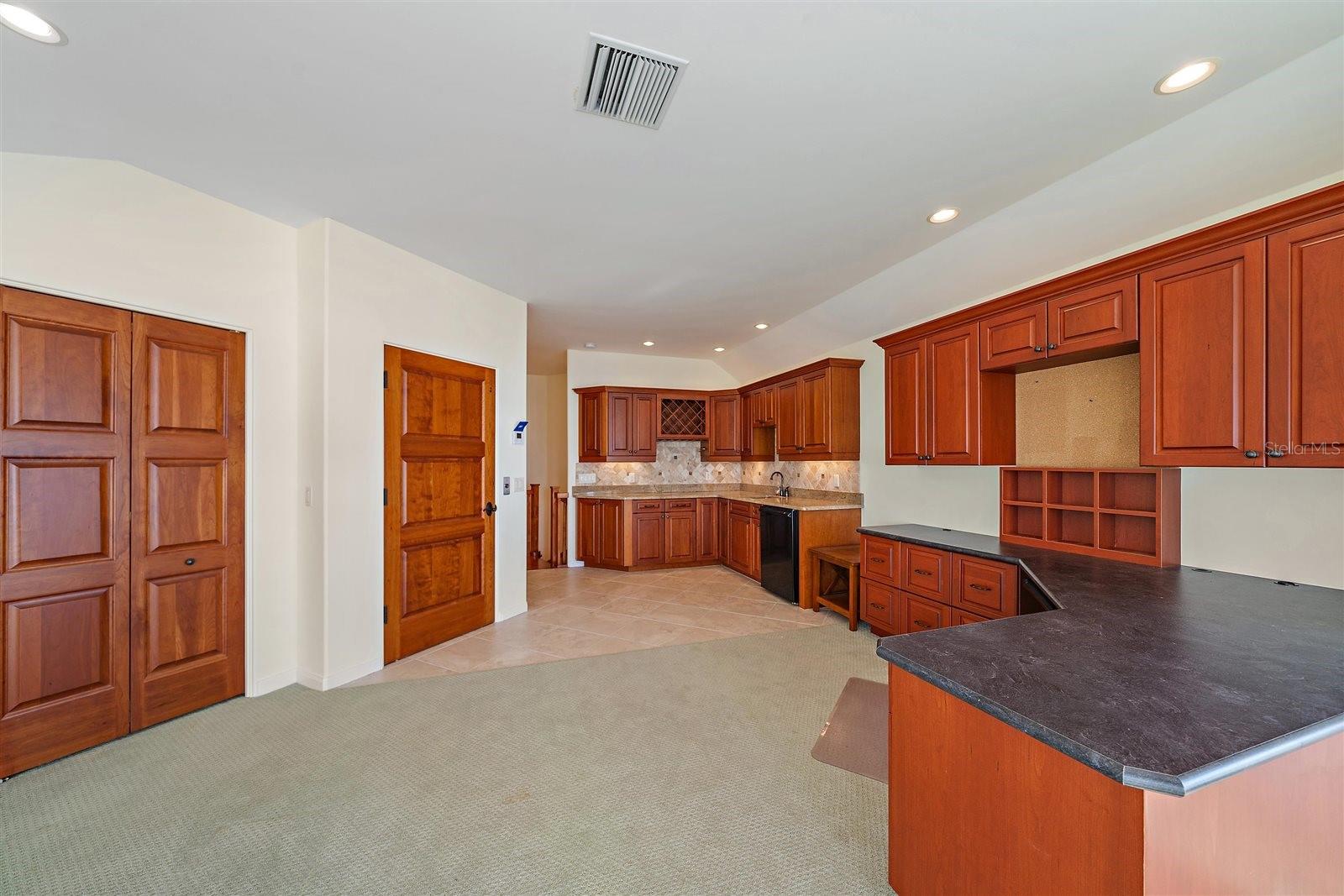 Image 54 of 70 For 1905 Mississippi Avenue