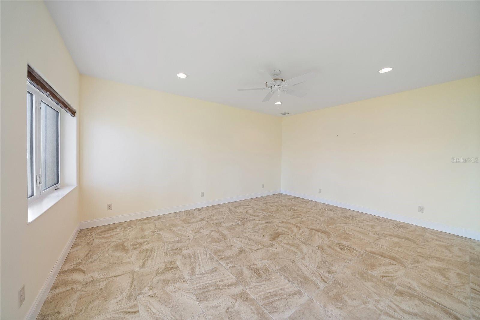 Image 9 of 70 For 1905 Mississippi Avenue