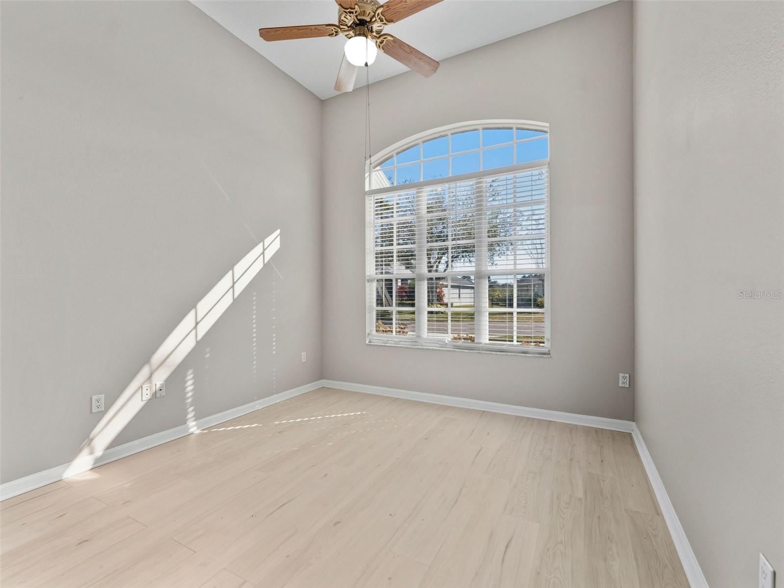 Image 30 of 46 For 6107 Cognac Circle