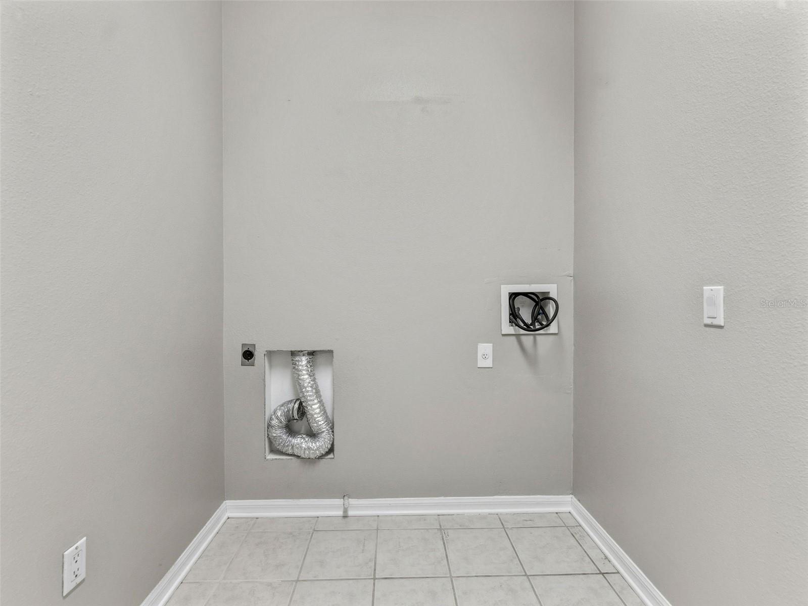 Image 35 of 46 For 6107 Cognac Circle