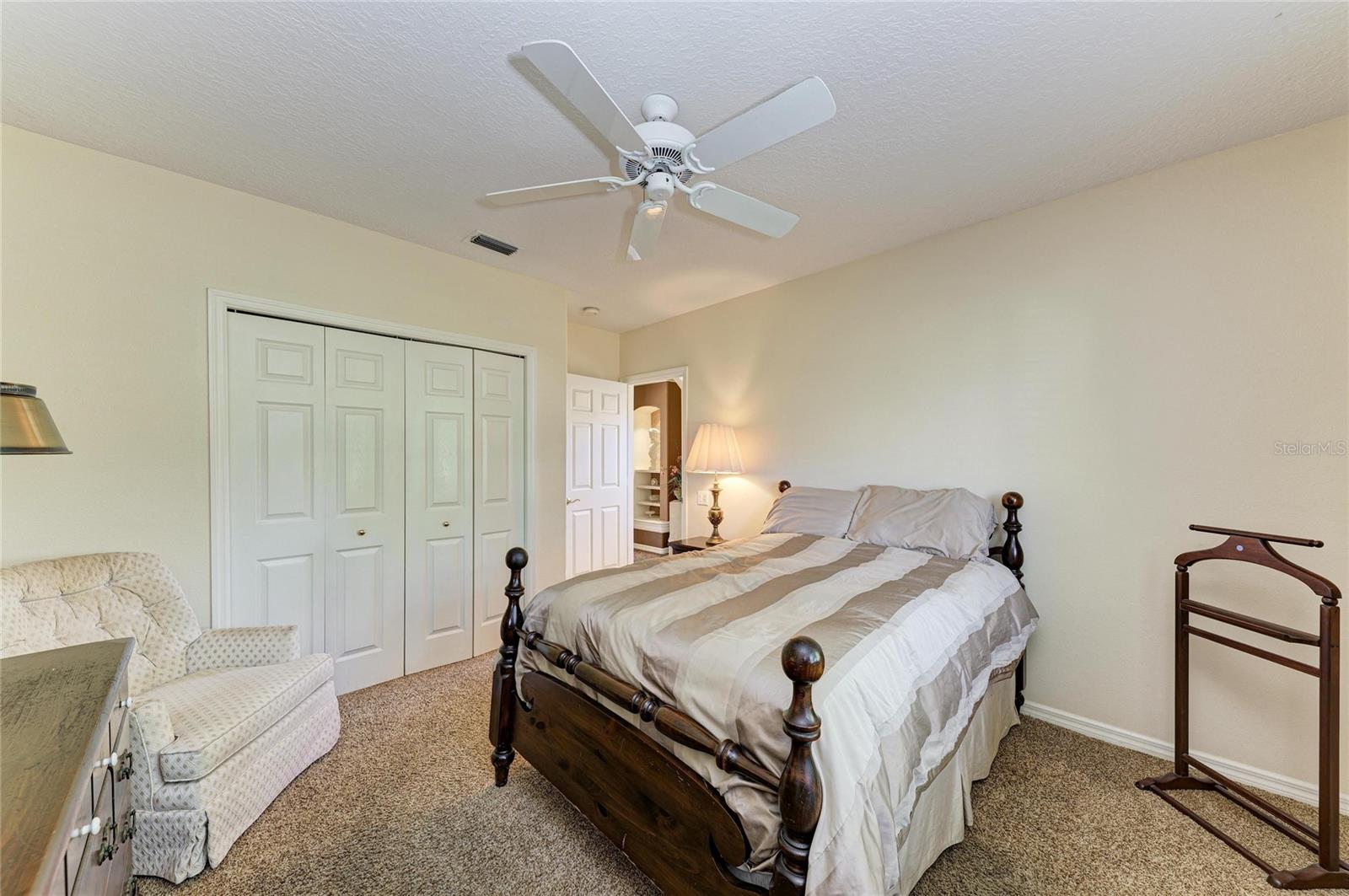 Image 30 of 42 For 5060 Robinsong Road