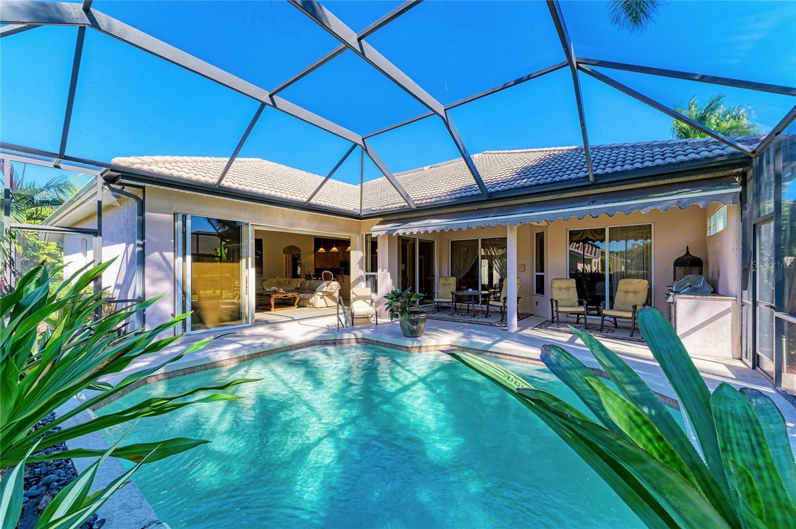 Image 36 of 42 For 5060 Robinsong Road