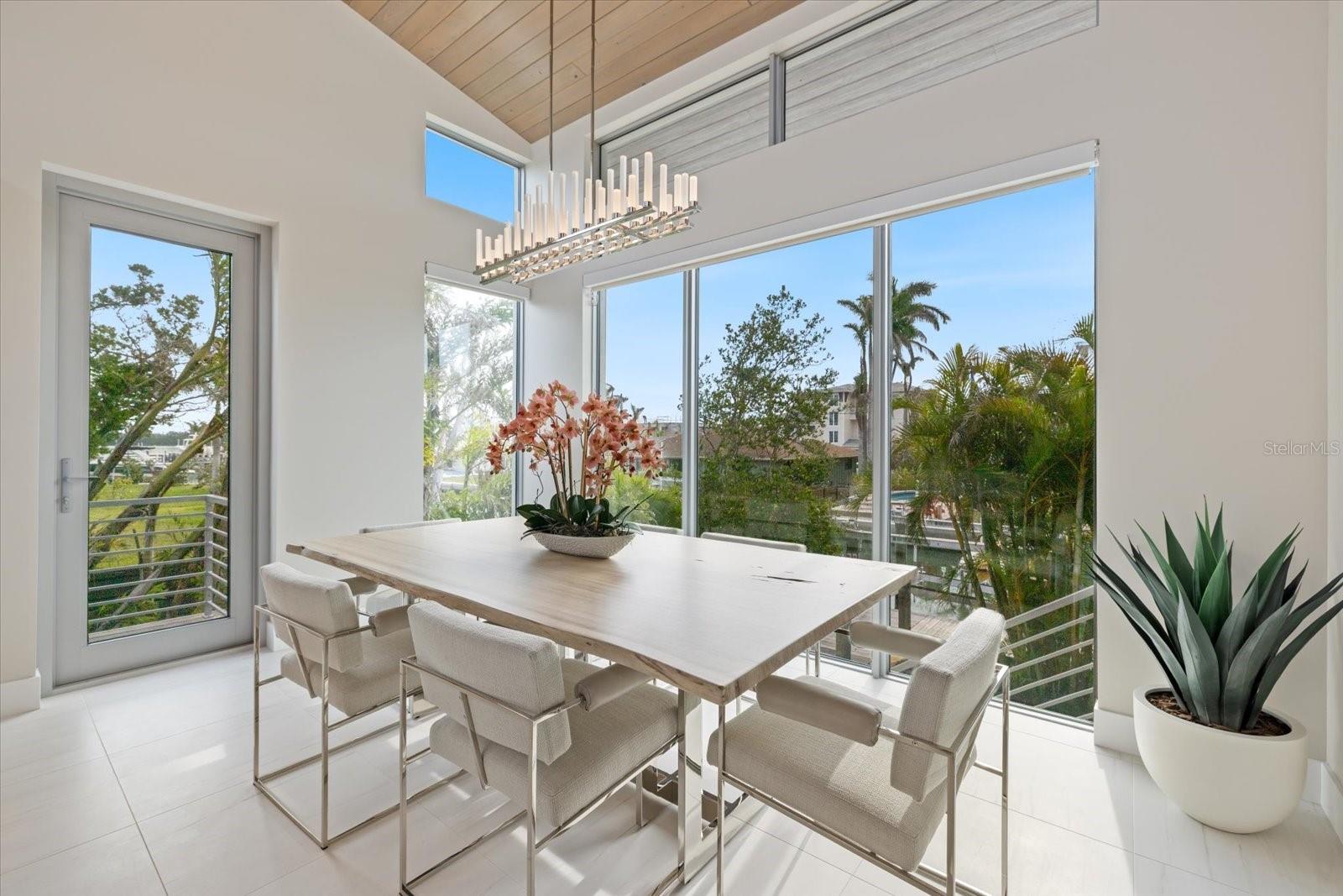 Image 11 of 66 For 600 De Narvaez Drive