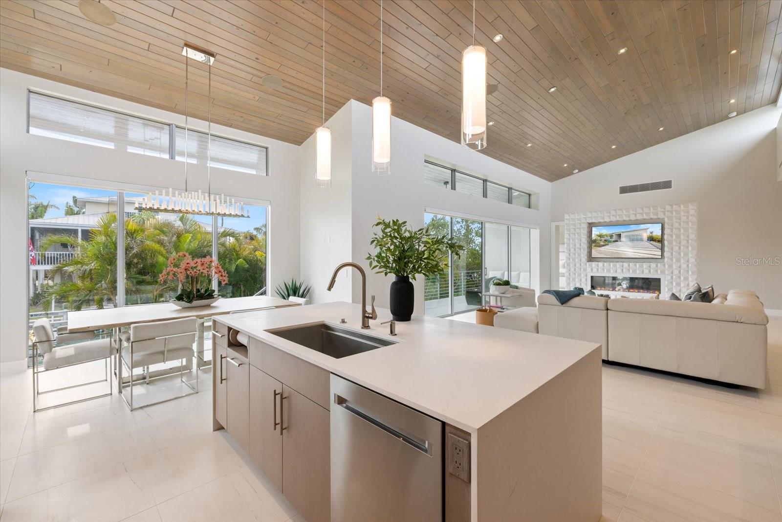 Image 16 of 66 For 600 De Narvaez Drive