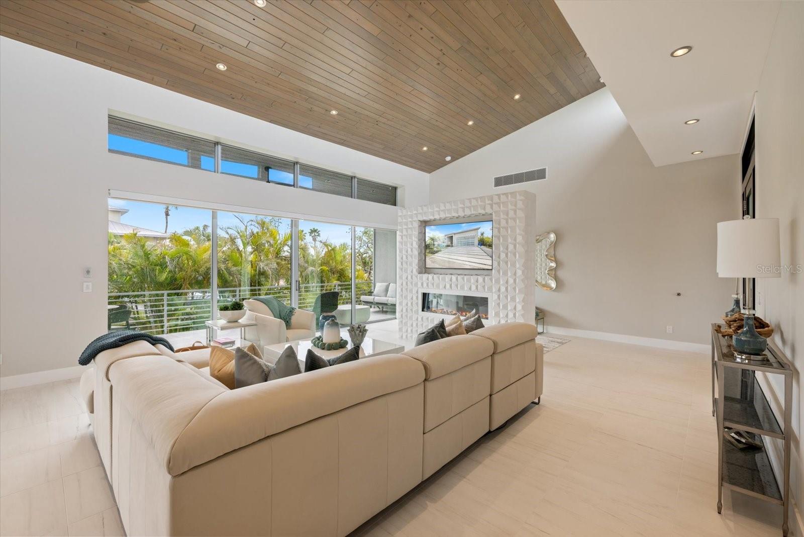 Image 29 of 66 For 600 De Narvaez Drive