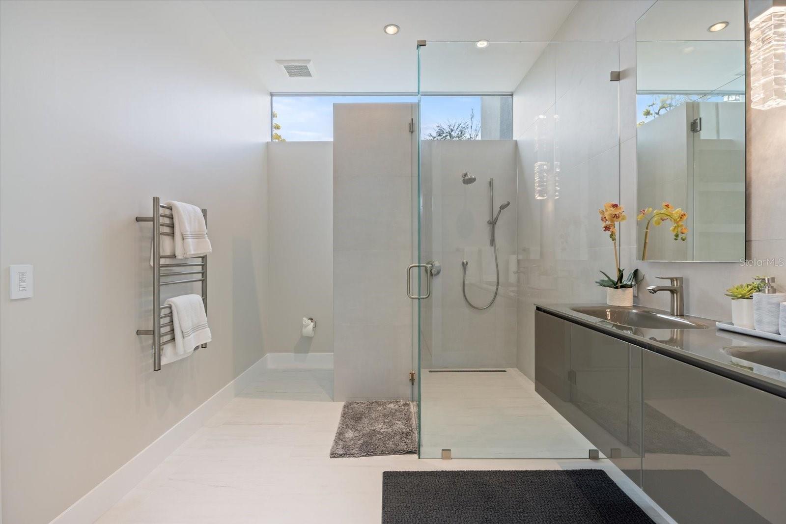 Image 36 of 66 For 600 De Narvaez Drive